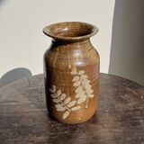 Vase en grès à motifs végétaux stylisés