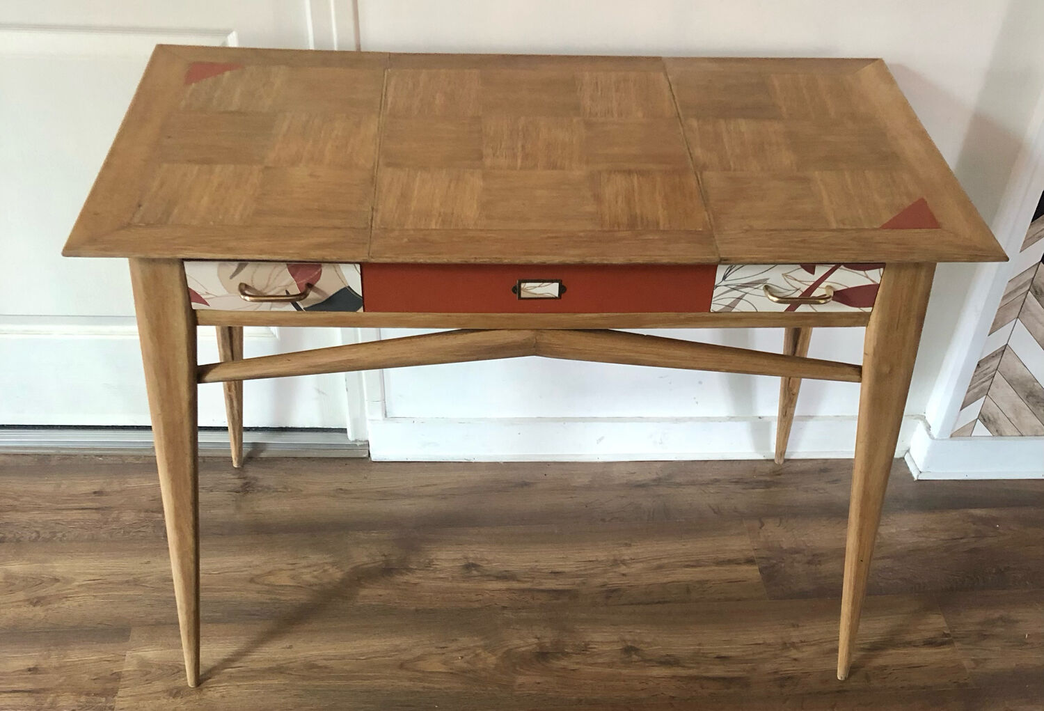 Vintage dressing table