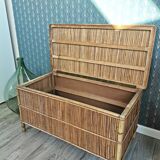 Vintage rattan box