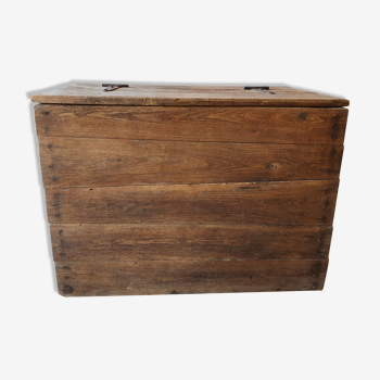 Wooden box