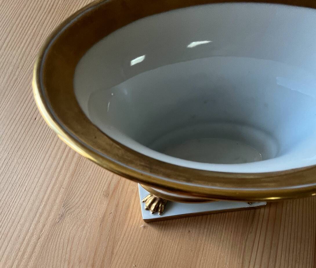 Ancient vase or planter in Porcelain HEREND-HUNGARY