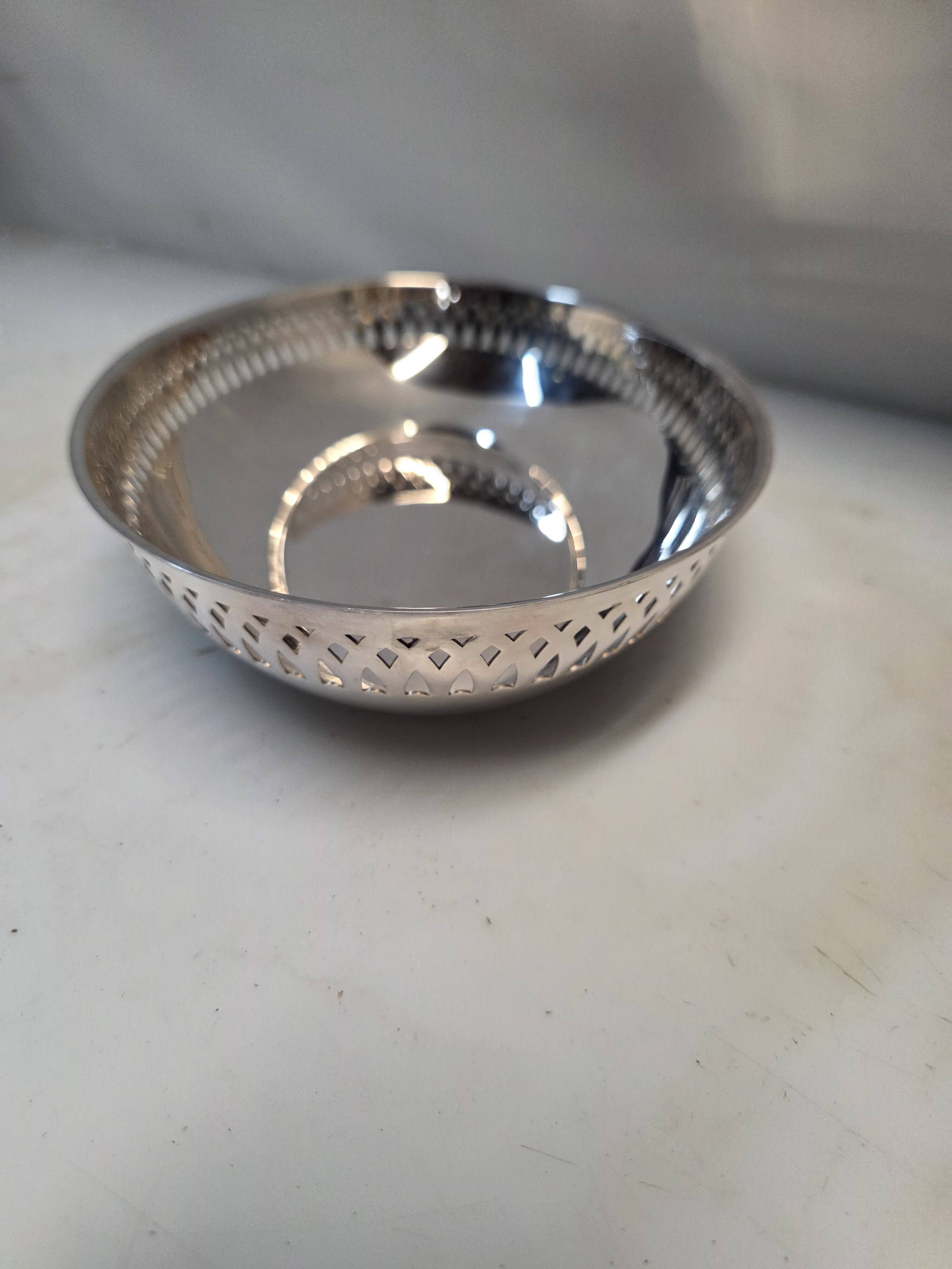 Silver-plated metal centrepiece, Ercuis mid-20th century.