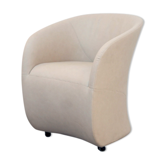 Zanotta Calla armchair in beige leather