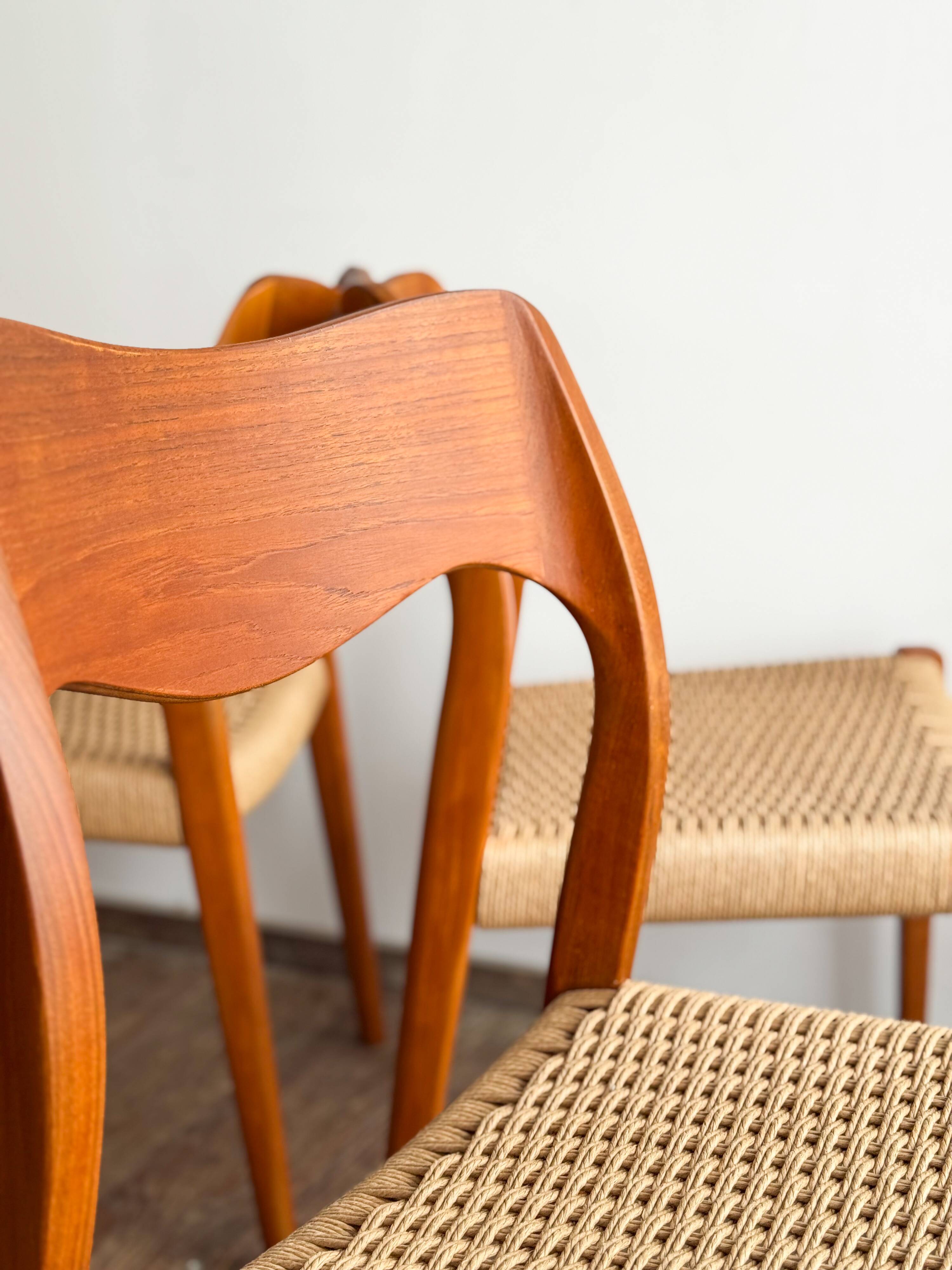 Set of 10 chairs 71 in teak by Niels O. Møller, JL Moller, Mid Century