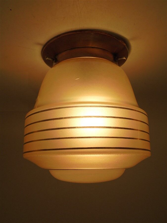Art deco ceiling lamp
