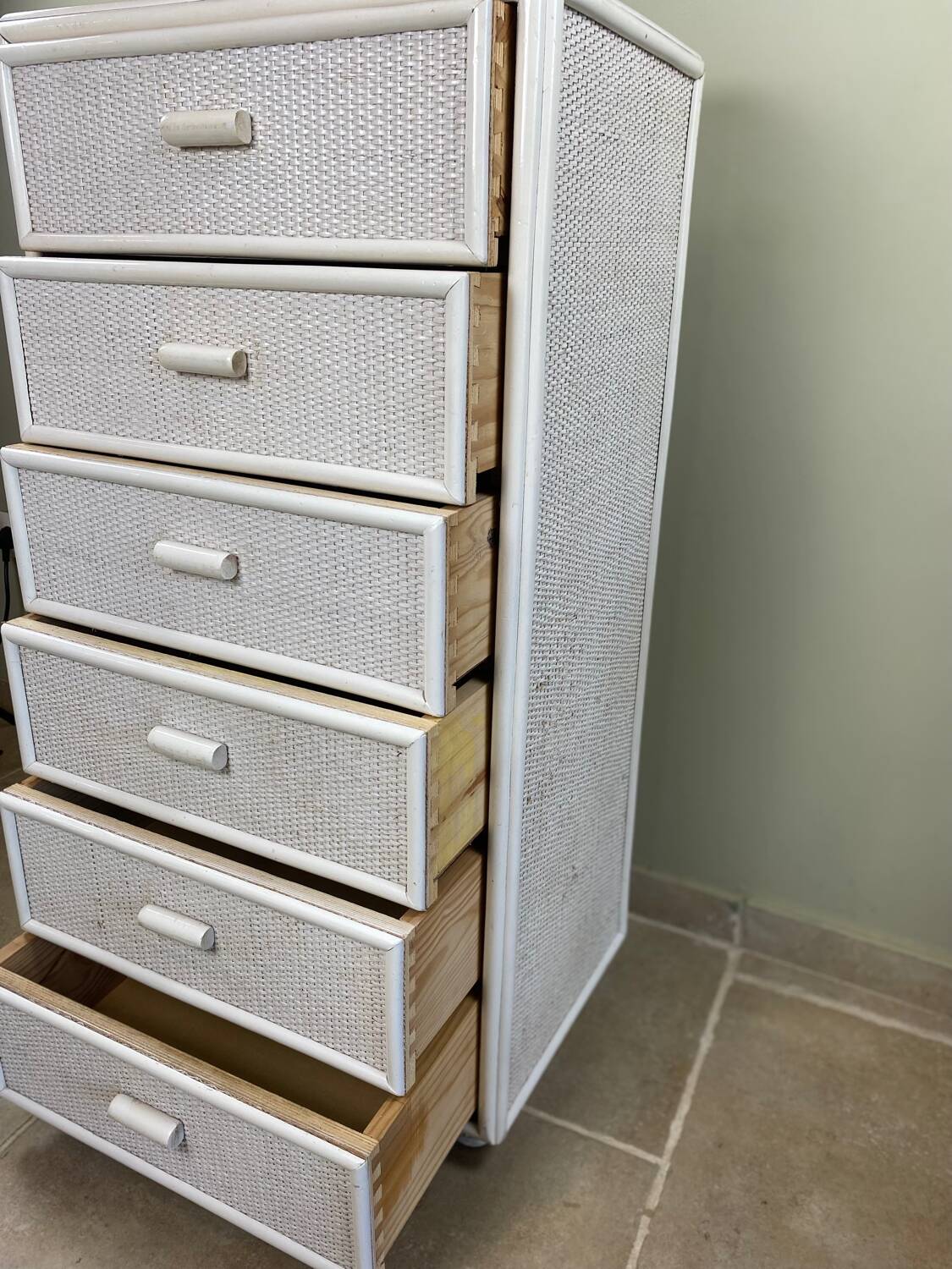 Vintage wicker chest of drawers