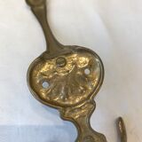 Brass patère