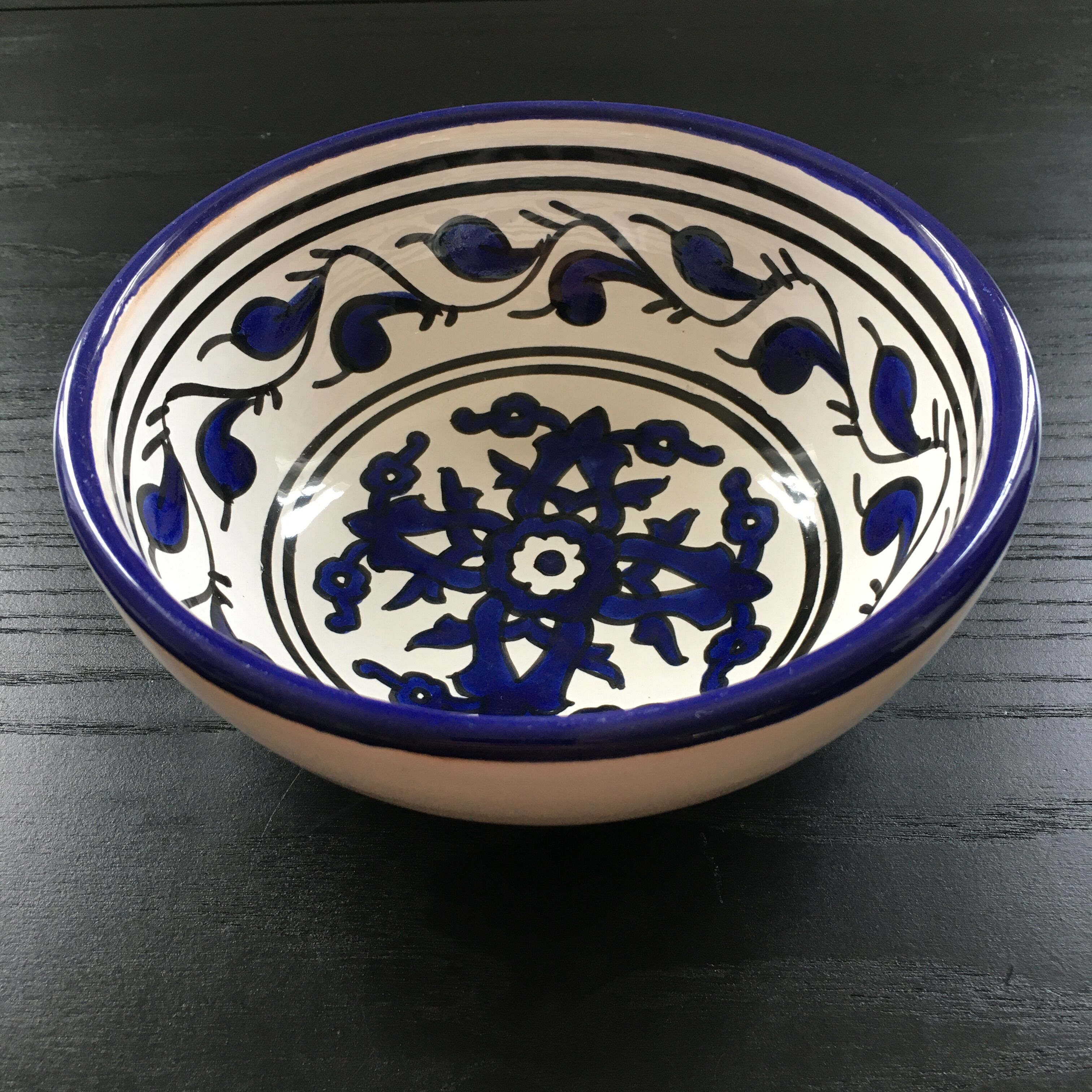Salad bowl blue décor