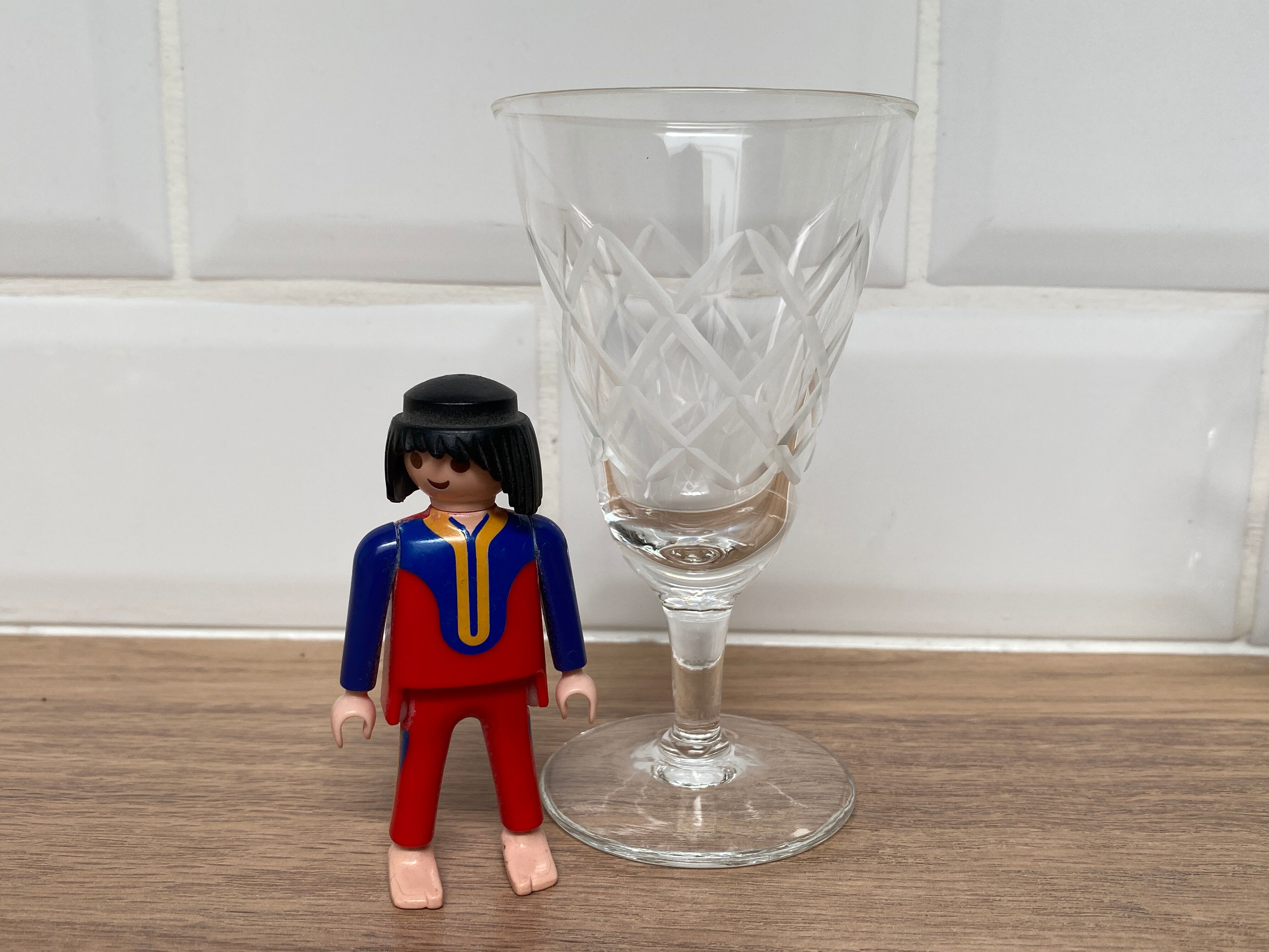 Set of 6 white wine glasses