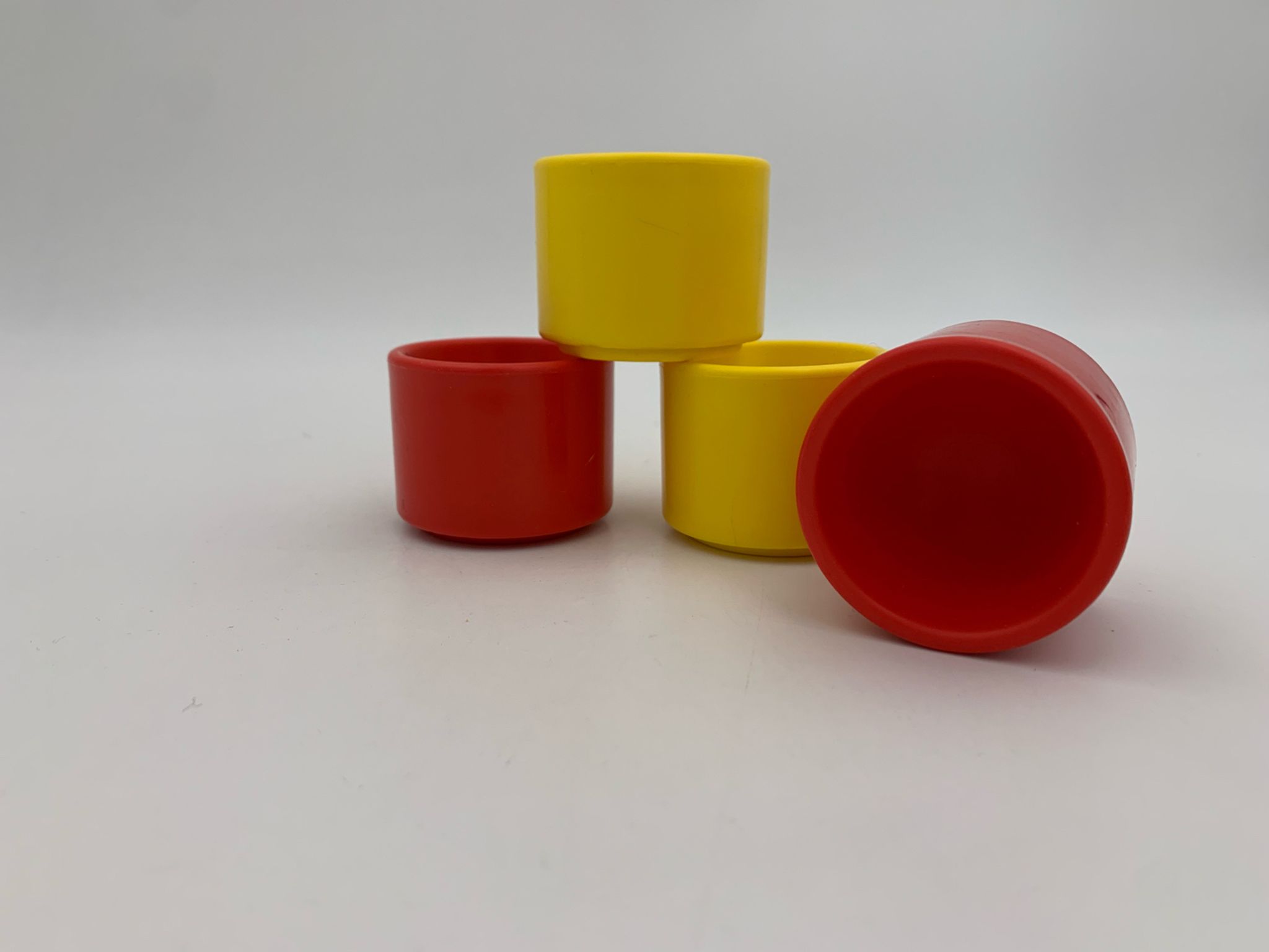 4 vintage egg cups, Sitap France, 1970s