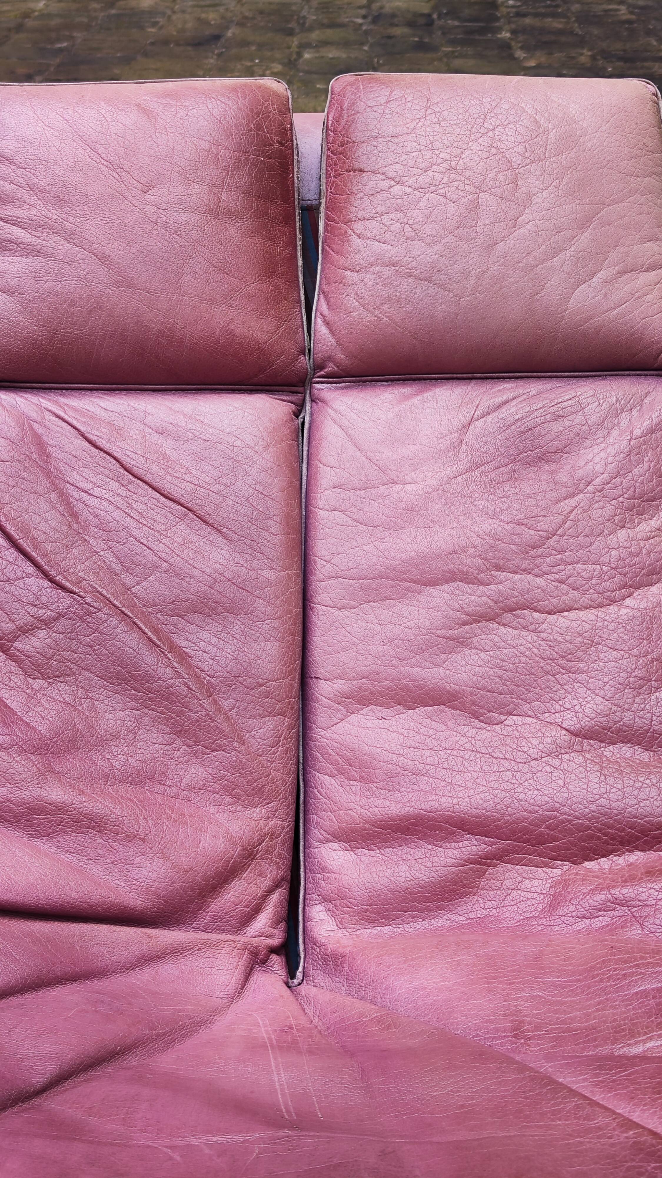 Leather armchair from the Giovanni Offredi years, Saporiti, 1970/80, Italy