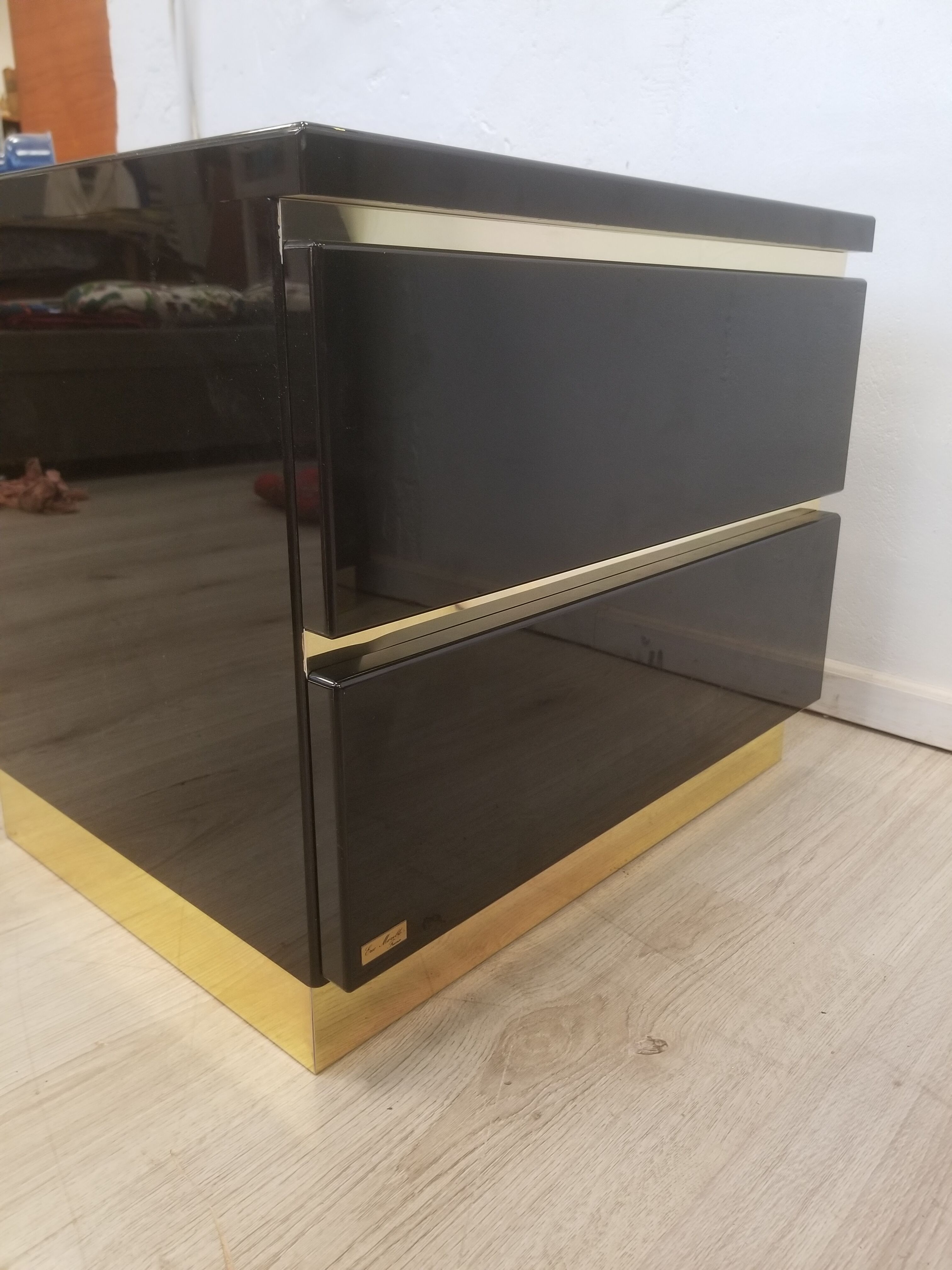 Laquered bedsides Éric Maville