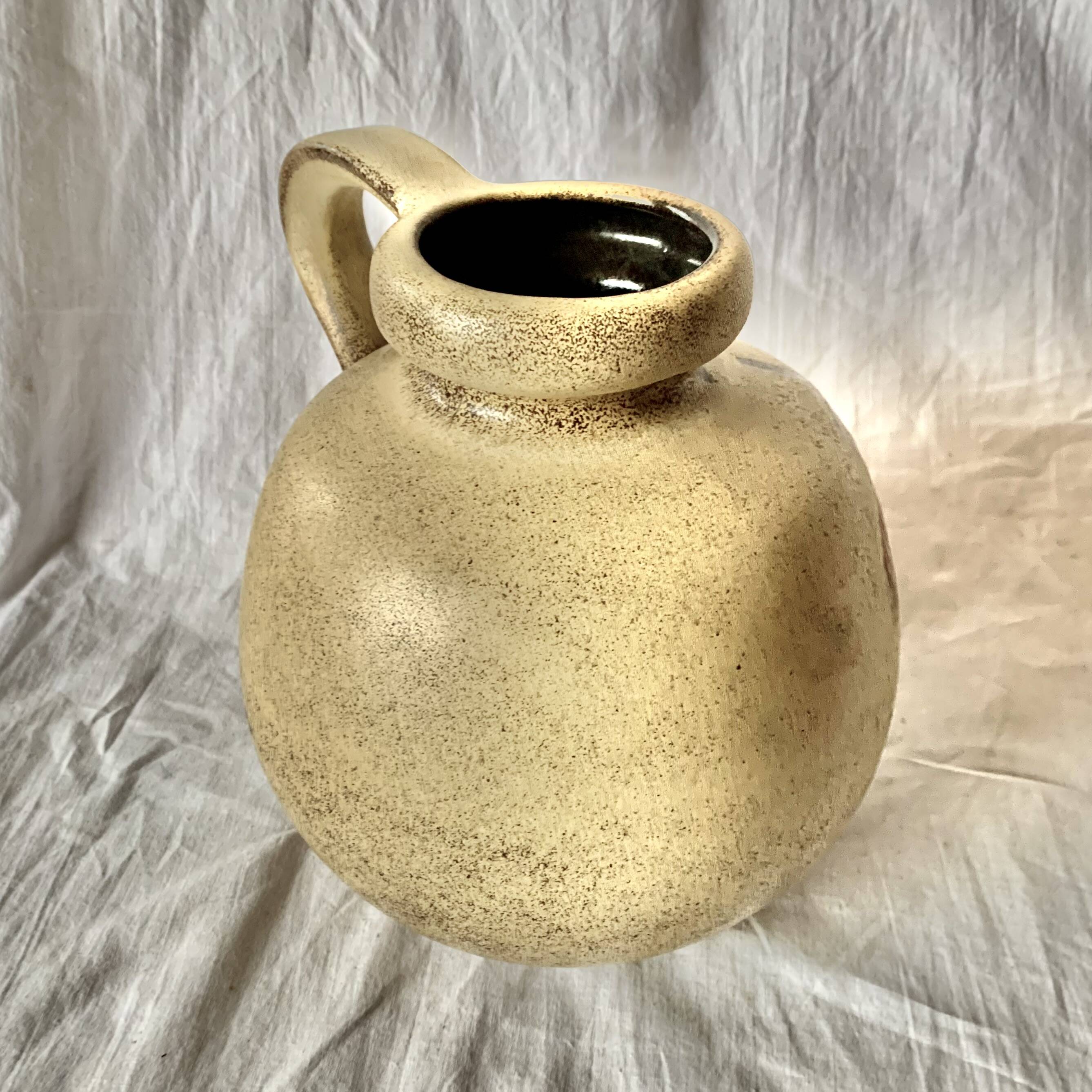 Scheurich vase 484-21 - West Germany - floral decoration