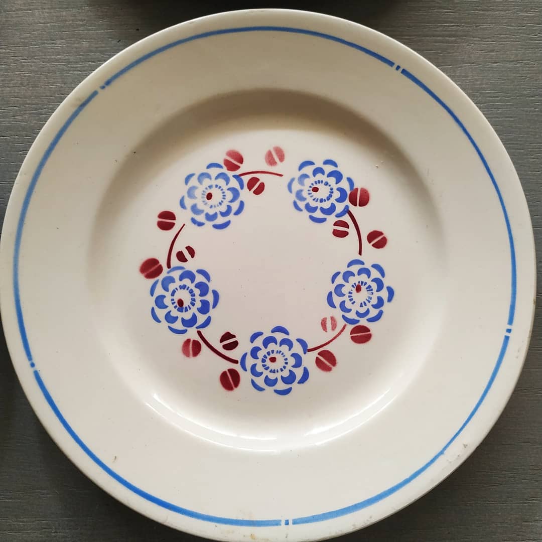 Set of 4 dessert plates trifle model of the Badonviller manufacture