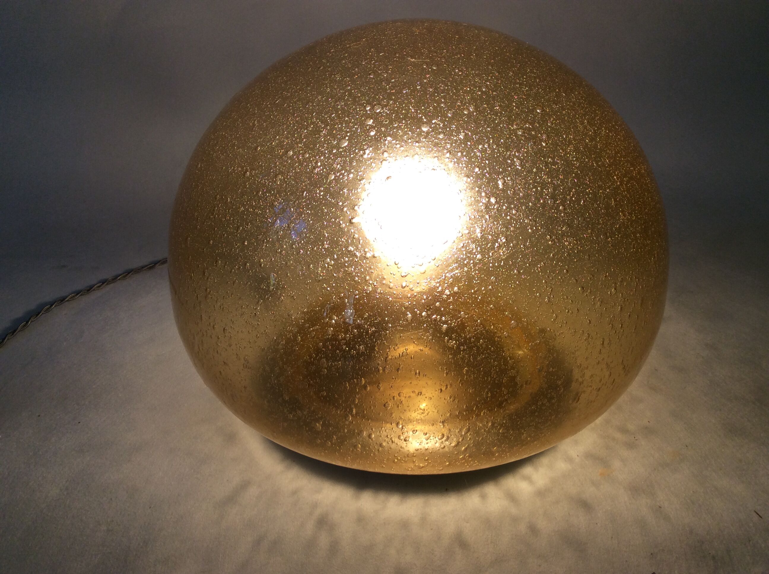 Vintage bubbleglass ceiling