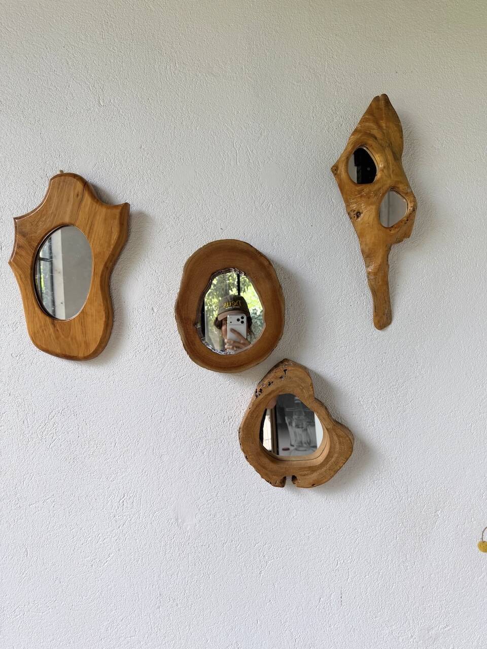 Set de 4 miroirs organiques brutalistes en bois années 50