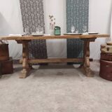 Farm table