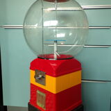 Vintage chewing gum dispenser