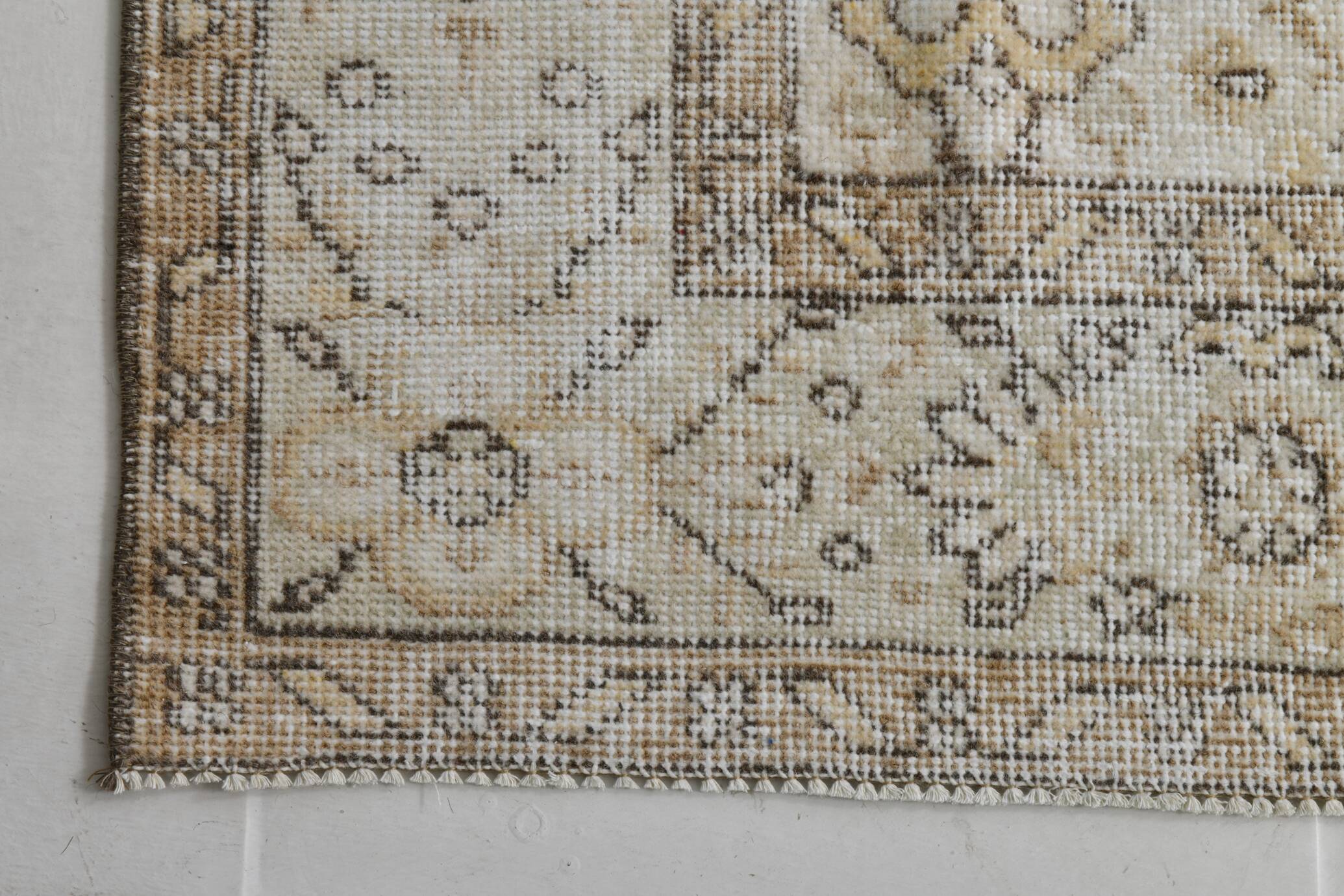 6x9 Beige & Brown Bordered Pattern Turkish Rug, 174x279Cm
