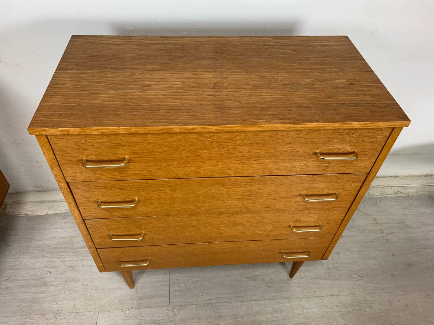 Commode vintage