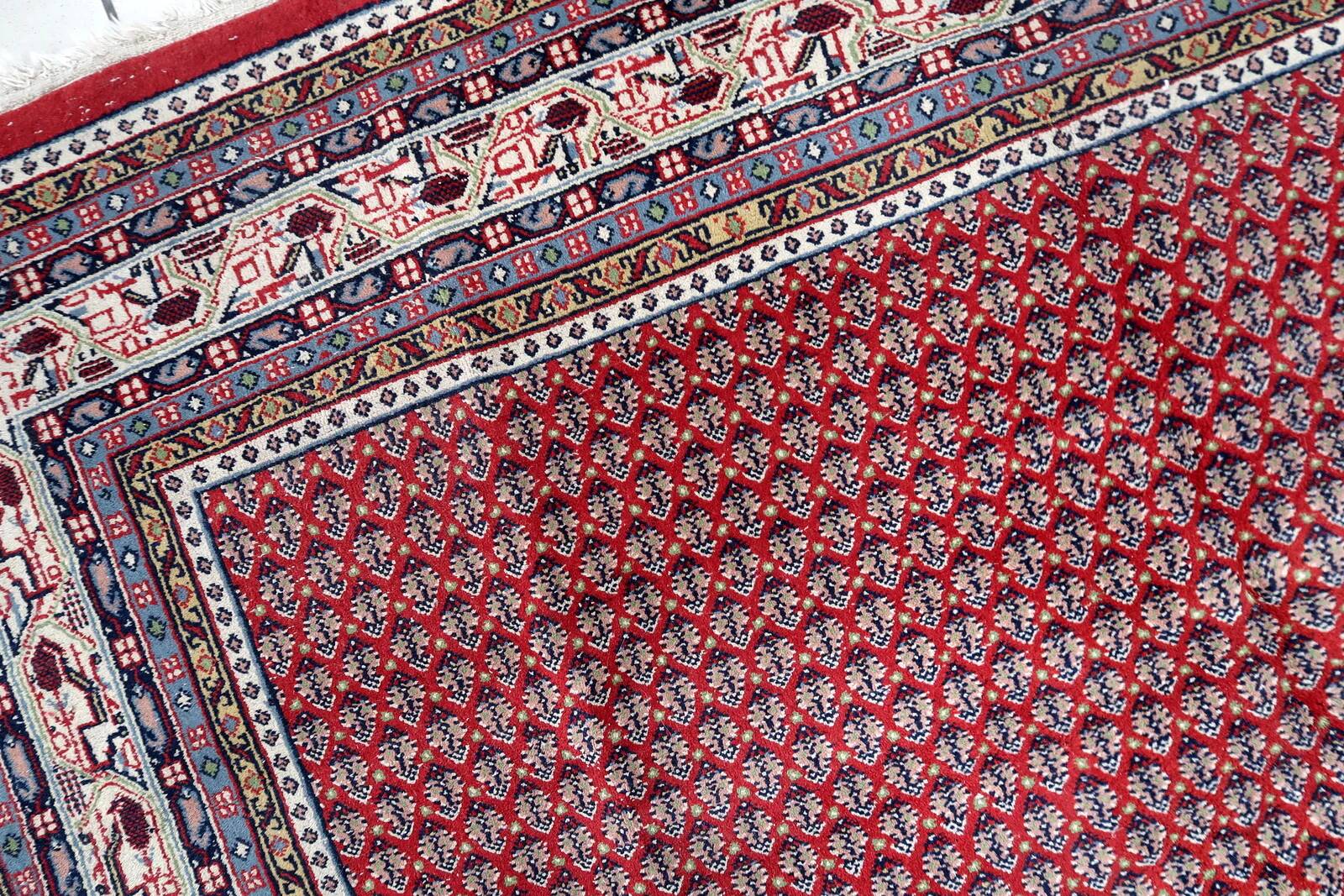 Handmade vintage Indian Seraband rug 204cm x 252cm 1970s