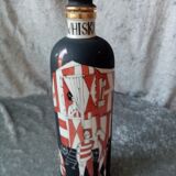 Designer porcelain whisky bottle hand-decorated signed su re da made in spain 9/17