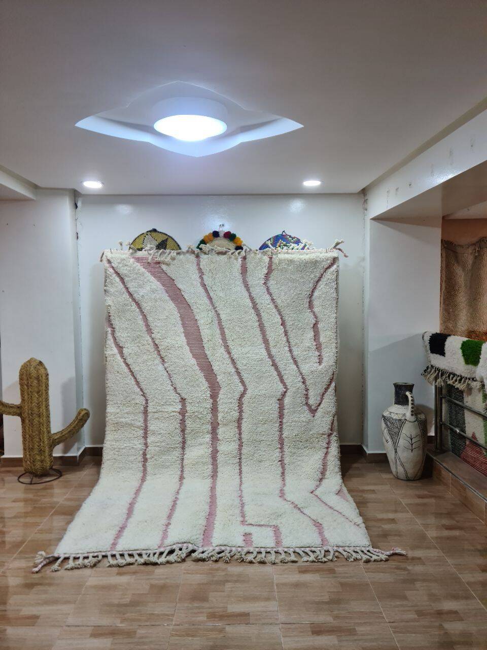 Beni Mrirt Rug 100% Natural Wool – Luxury and Berber Craftsmanship