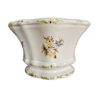 Vase flowers Moustiers