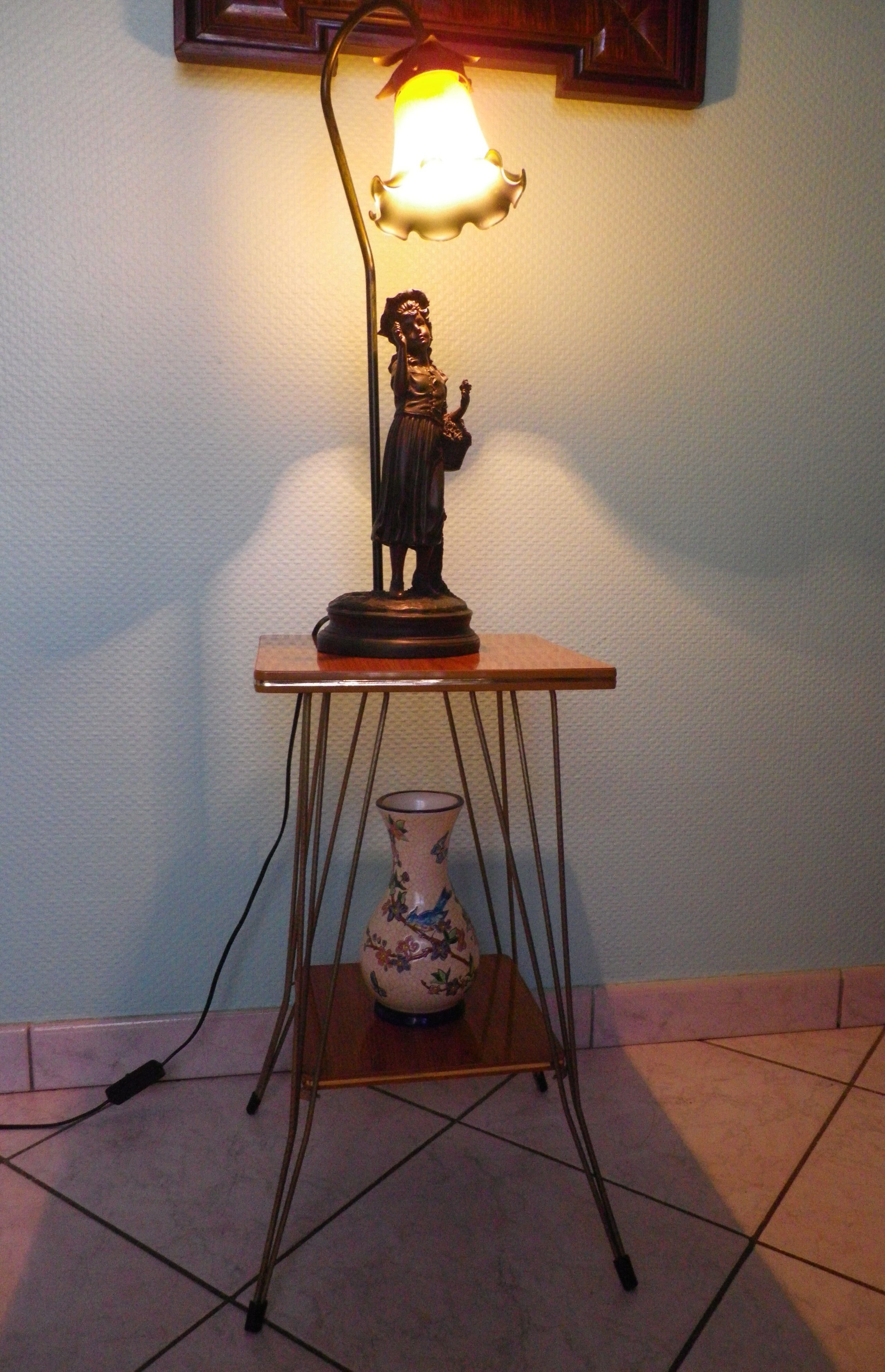 Formica side shelf, 2 shelves, gold metal - 60s