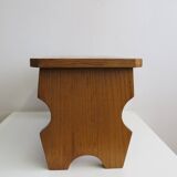Petit tabouret repose-pieds en bois