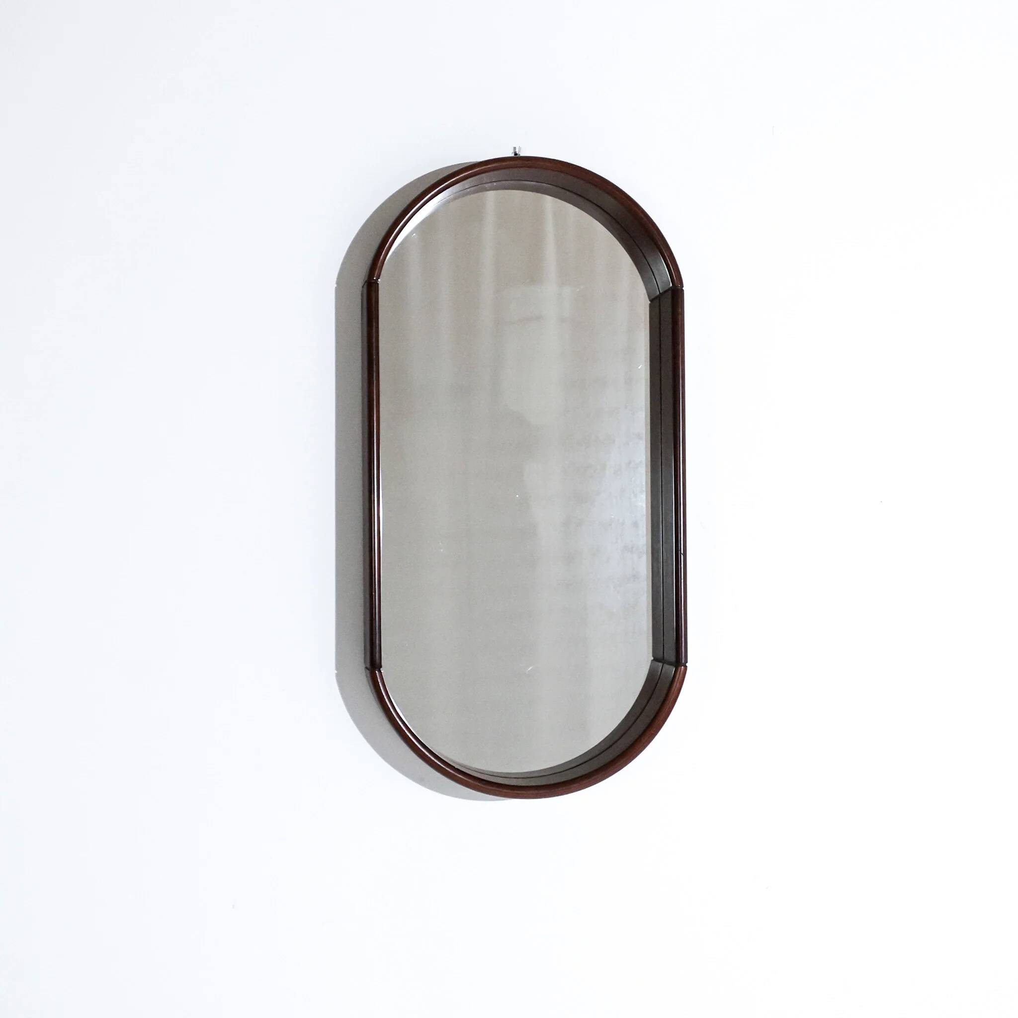 Large vintage modernist oval wall mirror from the mid-century, Italy 1960s.