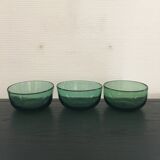 Lot 3 green glass cups