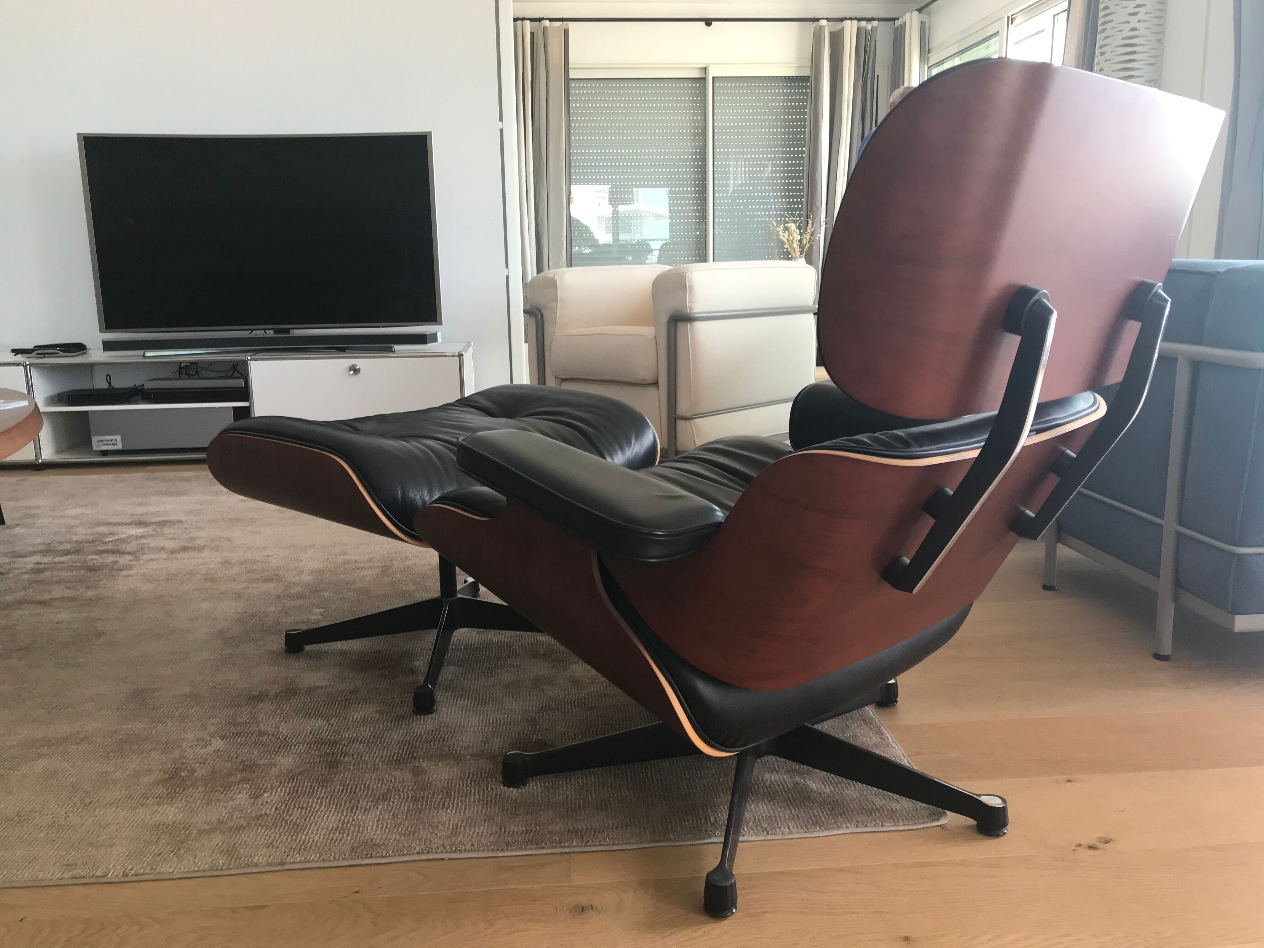 Lounge chair et ottoman par Charles Eames