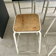 2 snack stools from the 70s, metal and wood, good condition