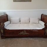 Empire daybed