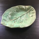 Embossed leaf pocket emptier
