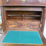 Secretary slaughtering Louis Philippe XIXth in walnut top marble