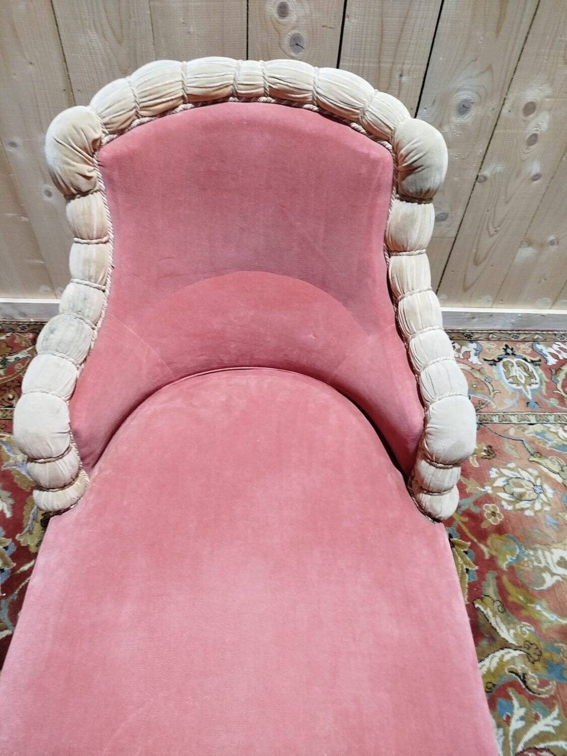 Napoleon III period pink velvet meridian.