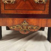 Elegant Louis XVI style chest of drawers, late 19th century