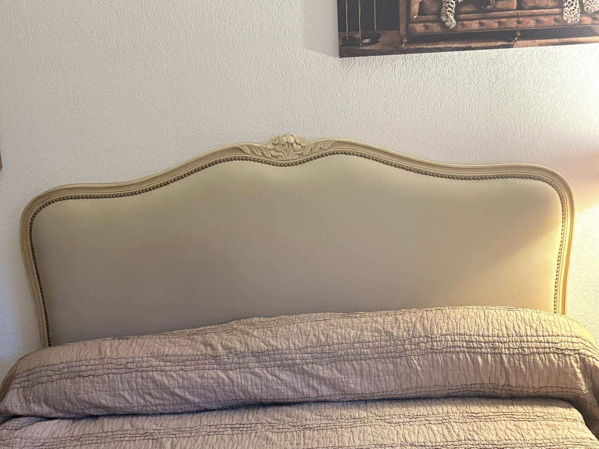 Half basket bed Louis XV