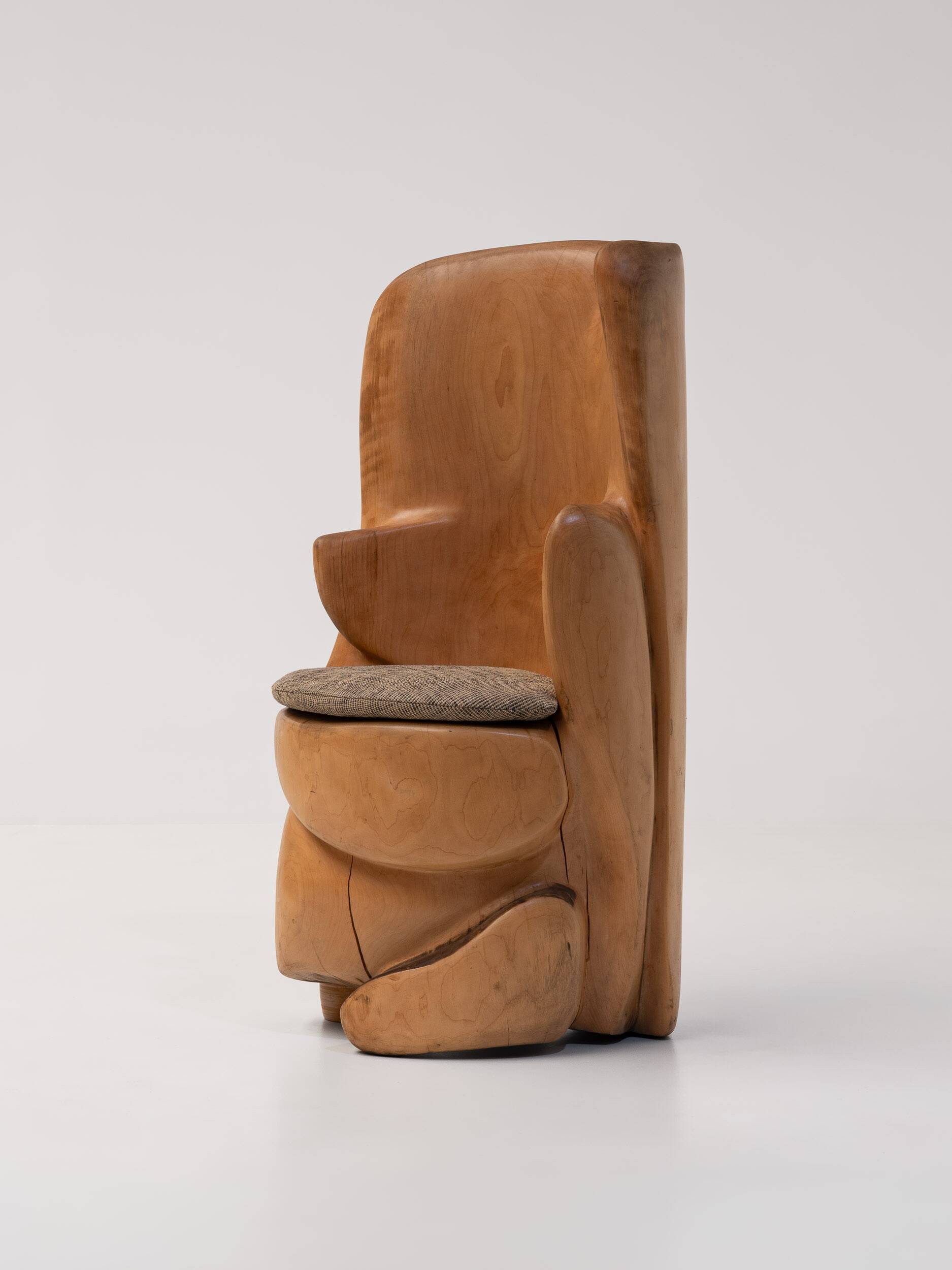 Unique sculptural throne chair in wood, France 1970s