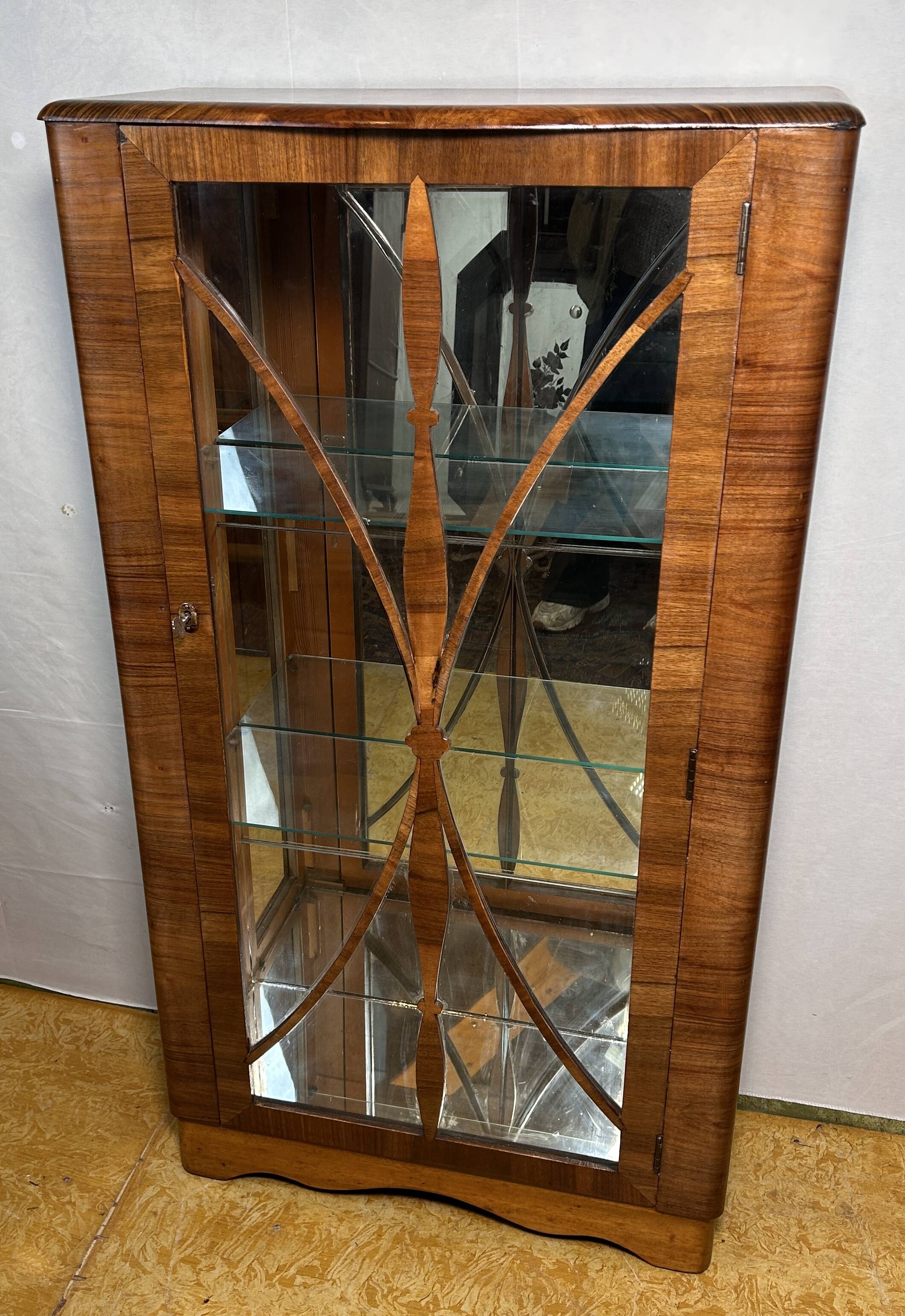 Art deco vintage brocante display cabinet walnut 1920-1930