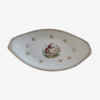 Plat losange en porcelaine de Limoges décor scène galante