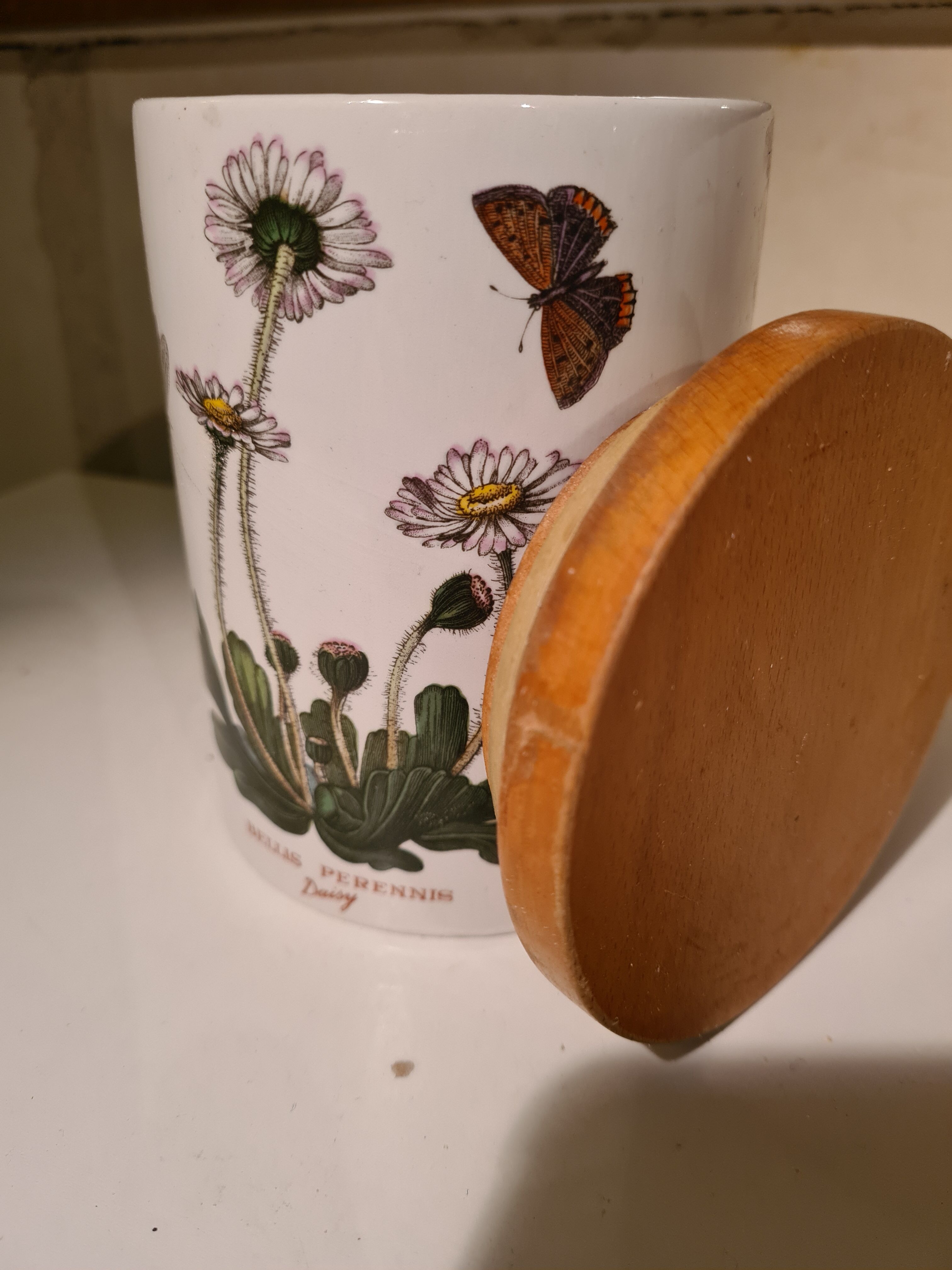 Pot the botanic circa 1818