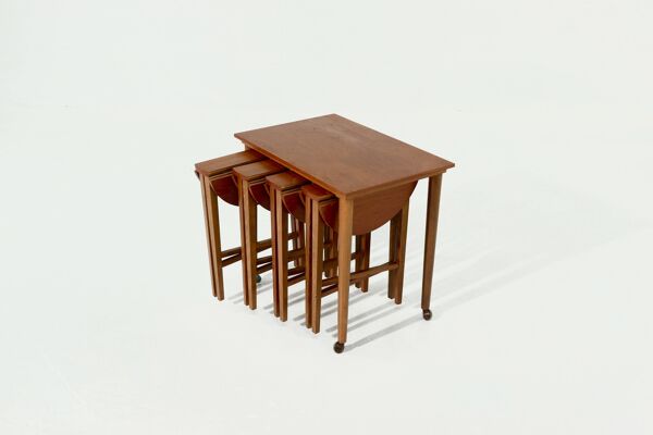 Tables gigognes en teck par Poul Hundevad pour Novy Domov, années 1960