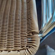 Chaises scoubidou et aluminium