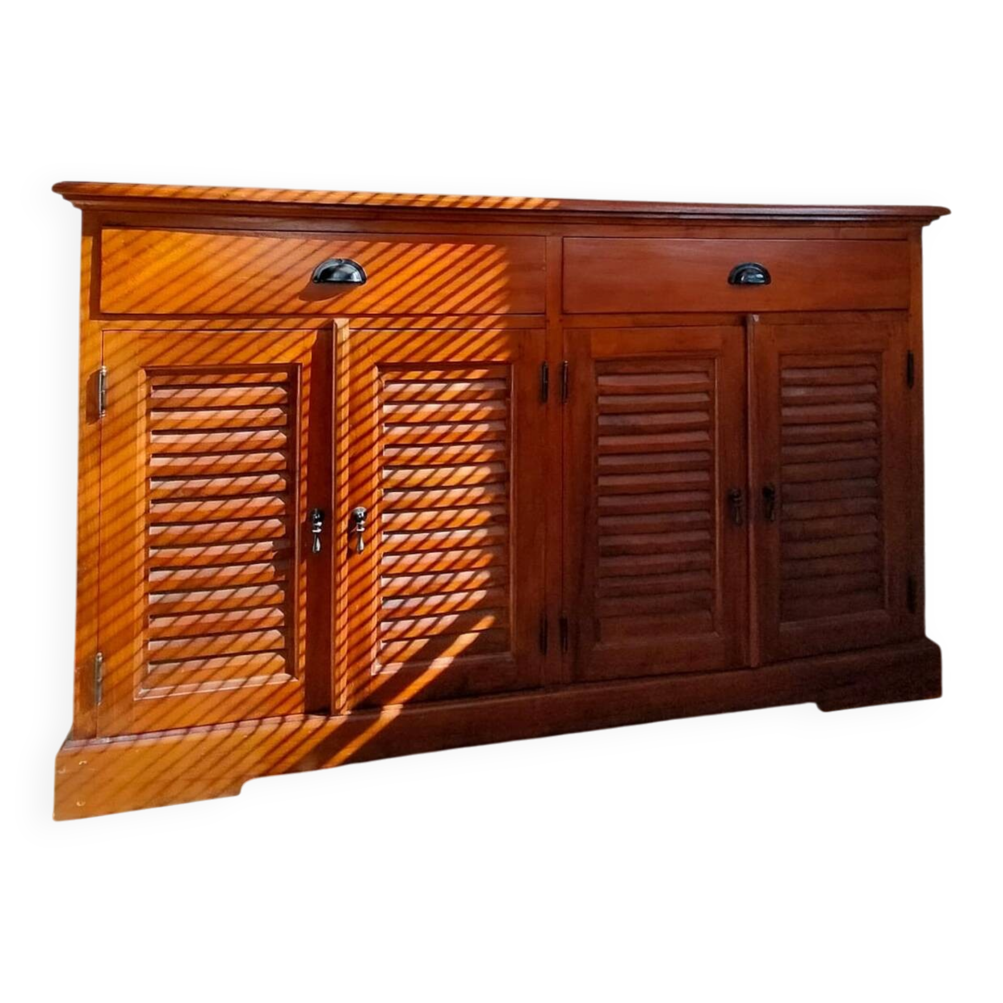 Wooden buffet with shutter doors – Colonial and chic country style