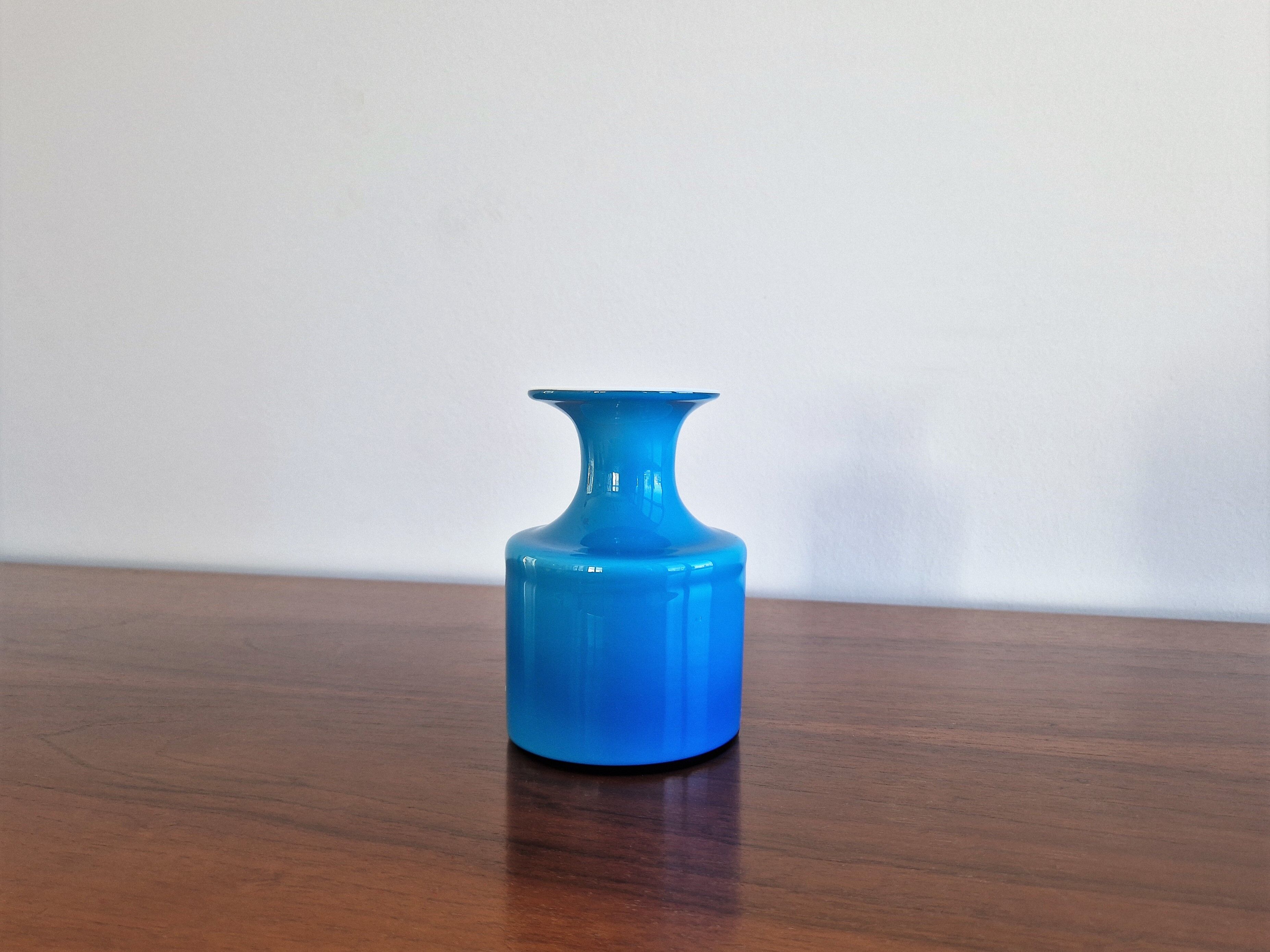 Arrangement of 3 blue glass 'Carnaby' vases by Per Lütken for Holmegaard, Denmark 1960's