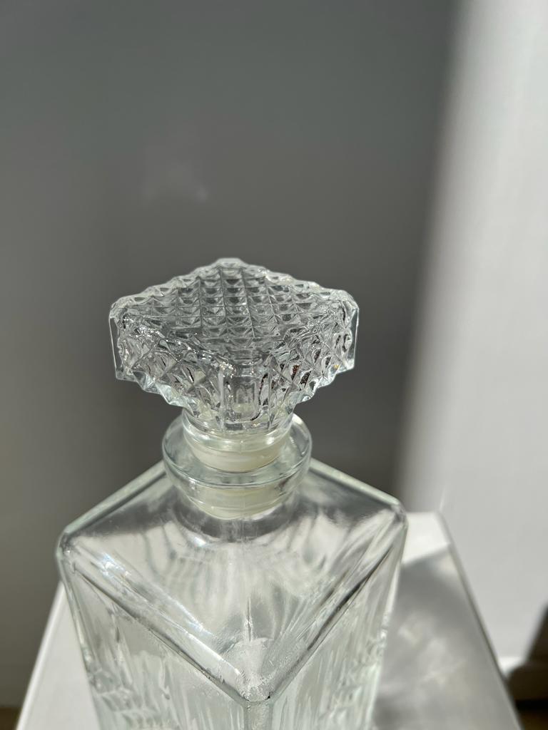Vintage glass whiskey decanter H:22cm