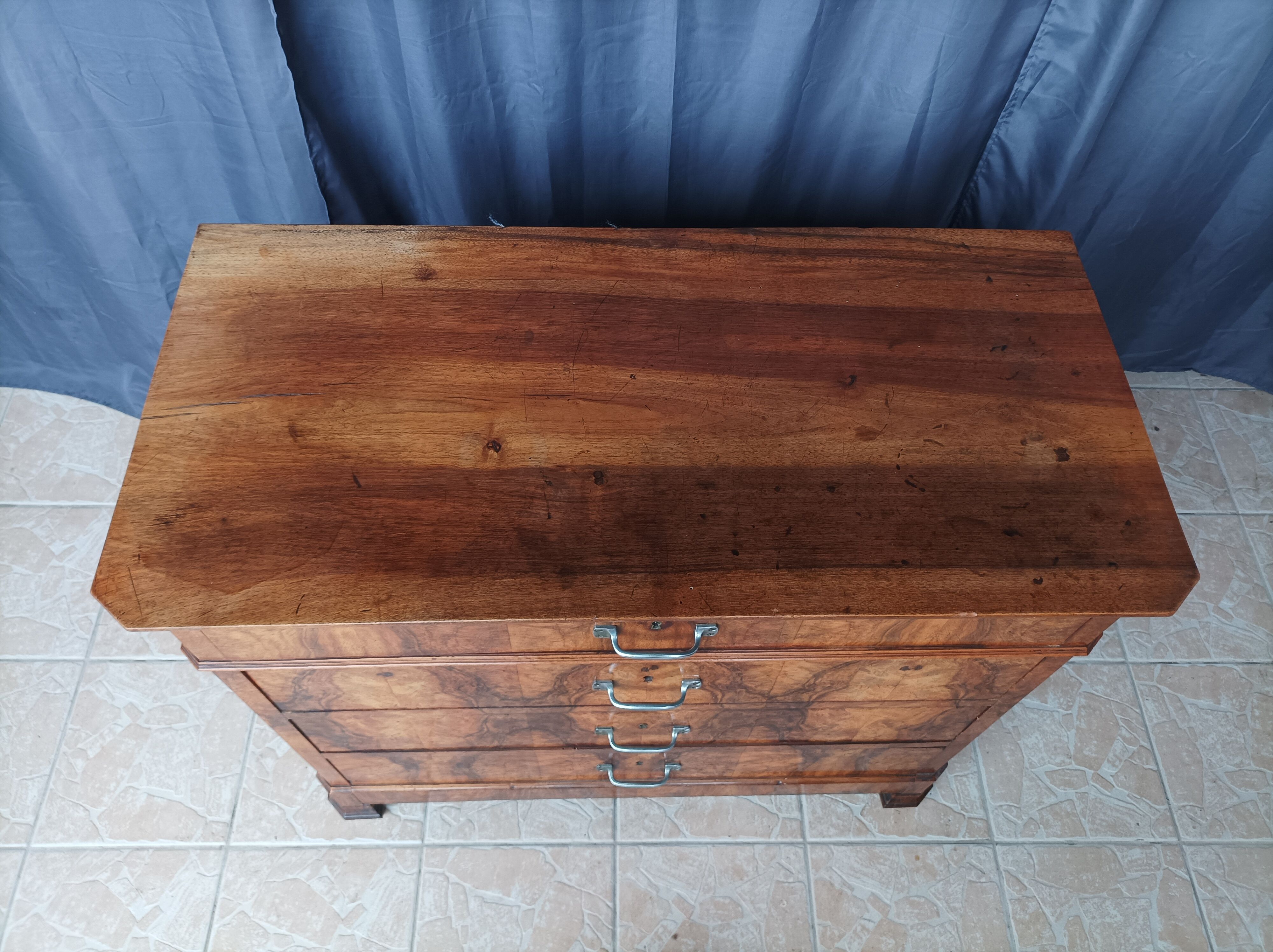 Louis Philippe chest of drawers in walnut bramble